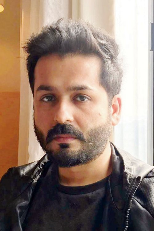 Aditya Dhar - Writing Profile Photo