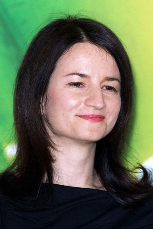 Sandra Goldbacher - Regizor in Ballet Shoes