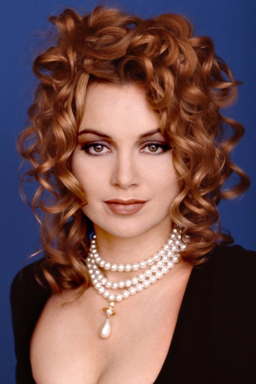 Kylie Travis - Acting Profile Photo