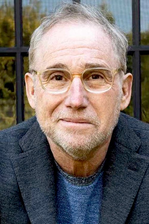 Mike Binder as Sam Shapiro in The Private Lives of Pippa Lee