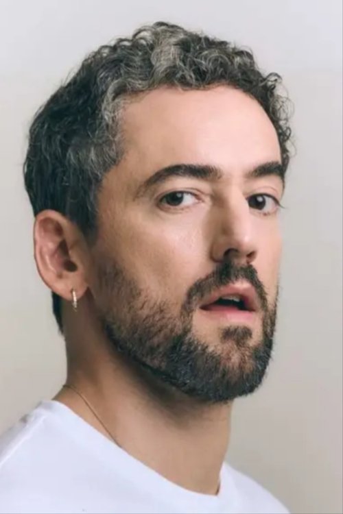 Luis Gerardo Méndez - Acting Profile Photo