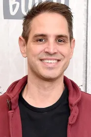 Greg Berlanti - Director in Fly Me to the Moon