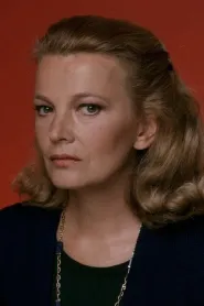 Gena Rowlands as Victoria Snelling in Night on Earth