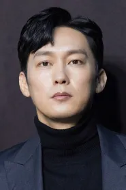 Park Byung-eun as Lee Hwi-so in The Great Flood