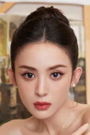 Gulnezer Bextiyar as Princess Mengyun in A Legend