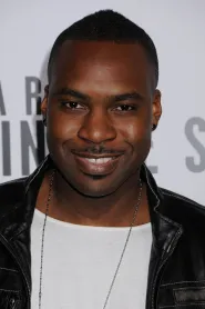 Razaaq Adoti as Sgt. Peyton Wells in Resident Evil: Apocalypse