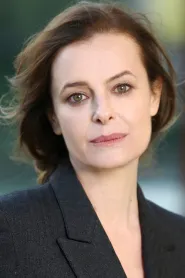 Agnese Nano as Elena Mendola (teen) / Elena's daughter (in Director's cut) in Cinema Paradiso