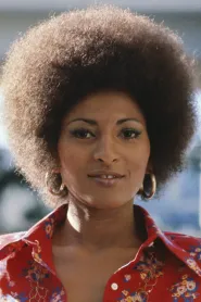 Pam Grier as Commander Helena Braddock in Ghosts of Mars