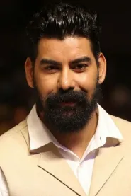 Kabir Duhan Singh as Cyrus Issac in Marco