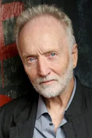 Tobin Bell as Dog Kelly in The Quick and the Dead