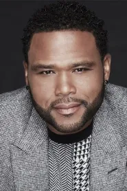 Anthony Anderson as Playground Dad in The Back-Up Plan