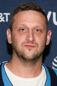 Tim Robinson as Craig Waterman in Friendship