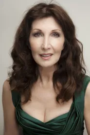 Joanna Gleason as Mrs. Donolly in The Wedding Planner