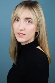 Kaylie Heyner as Mikayla in Santastein