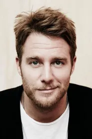 Jake McDorman as Beau in Ideal Home