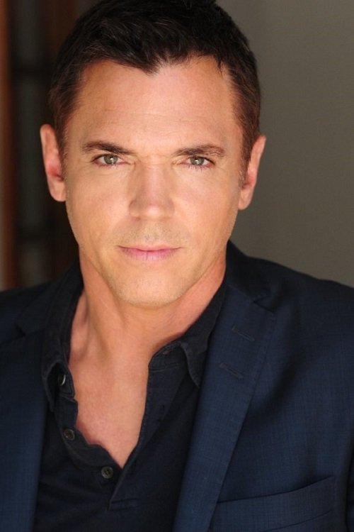 Nicholas Lea - Acting Profile Photo